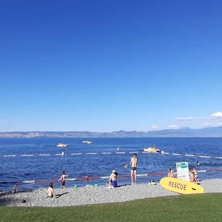 Chalet Independant Dans Direct Leman Evian Publier
